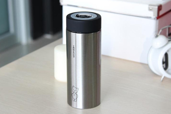 保溫杯可以裝牛奶嗎 保溫杯裝牛奶后有異味怎么辦 保溫杯可以裝牛奶嗎 保溫杯裝牛奶后有異味怎么辦