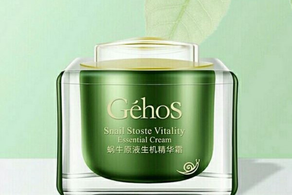 精華霜和精華液有什么區(qū)別 精華霜是干什么的 精華霜和精華液有什么區(qū)別 精華霜是干什么的