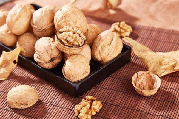 三只松鼠紙皮核桃可以空腹吃嗎 三只松鼠紙皮核桃什么時候吃 三只松鼠紙皮核桃可以空腹吃嗎 三只松鼠紙皮核桃什么時候吃