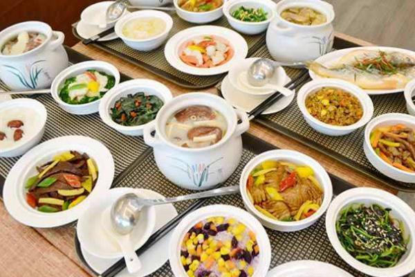 月子餐有什么講究 月子餐有必要嗎 月子餐有什么講究 月子餐有必要嗎