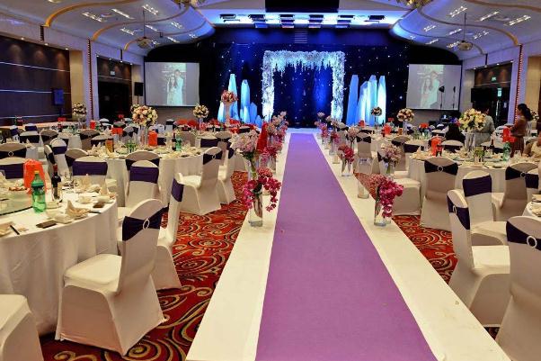 婚宴酒席多少錢(qián)一桌 婚宴酒席主桌座位安排 婚宴酒席多少錢(qián)一桌 婚宴酒席主桌座位安排