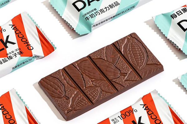 每日黑巧黑巧克力是哪家公司的 每日黑巧黑巧克力怎么樣 每日黑巧黑巧克力是哪家公司的 每日黑巧黑巧克力怎么樣