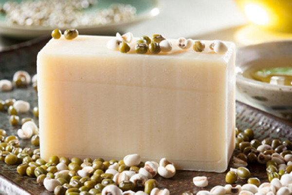 手工皂有裂紋什么原因 手工皂怎么保存 手工皂有裂紋什么原因 手工皂怎么保存