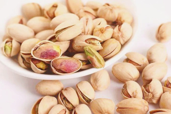 良品鋪?zhàn)娱_(kāi)心果營(yíng)養(yǎng)價(jià)值 良品鋪?zhàn)娱_(kāi)心果可以多吃嗎 良品鋪?zhàn)娱_(kāi)心果營(yíng)養(yǎng)價(jià)值 良品鋪?zhàn)娱_(kāi)心果可以多吃嗎