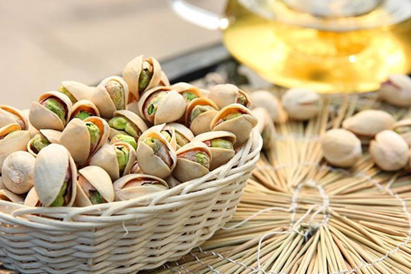 良品鋪?zhàn)娱_(kāi)心果營(yíng)養(yǎng)價(jià)值 良品鋪?zhàn)娱_(kāi)心果可以多吃嗎 良品鋪?zhàn)娱_(kāi)心果營(yíng)養(yǎng)價(jià)值 良品鋪?zhàn)娱_(kāi)心果可以多吃嗎