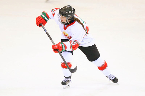 冰球運動起源于哪個國家 冰球運動對抗性強(qiáng)嗎