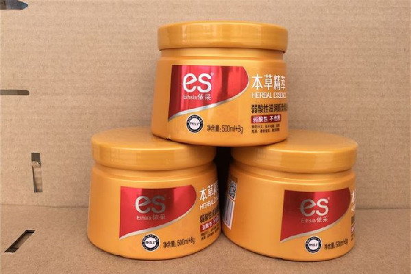 焗油膏會導致脫發(fā)嗎 焗油膏對頭發(fā)有傷害嗎 焗油膏會導致脫發(fā)嗎 焗油膏對頭發(fā)有傷害嗎