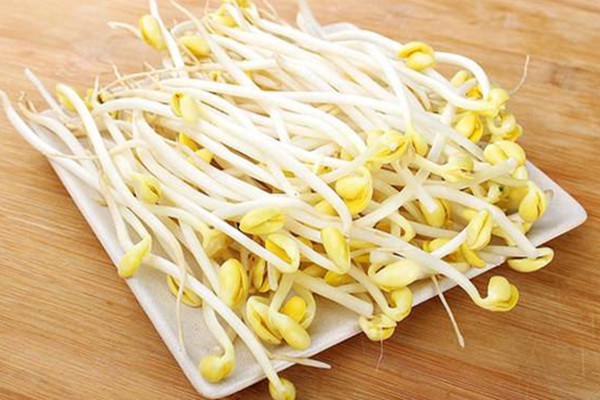 黃豆芽有助于排便嗎 黃豆芽變黑了可以吃嗎 黃豆芽有助于排便嗎 黃豆芽變黑了可以吃嗎