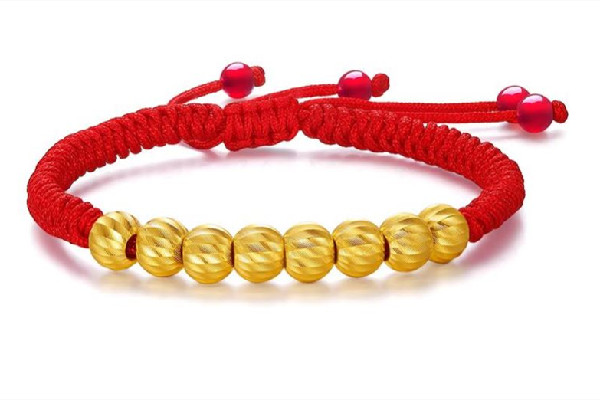 轉(zhuǎn)運(yùn)珠一般戴幾顆最好 轉(zhuǎn)運(yùn)珠用黑繩和用紅繩那個(gè)更好 轉(zhuǎn)運(yùn)珠一般戴幾顆最好 轉(zhuǎn)運(yùn)珠用黑繩和用紅繩那個(gè)更好