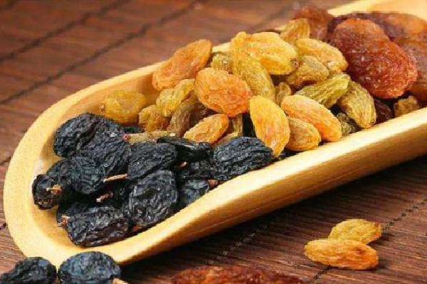 葡萄干會變質(zhì)嗎 葡萄干發(fā)白是怎么回事 葡萄干會變質(zhì)嗎 葡萄干發(fā)白是怎么回事