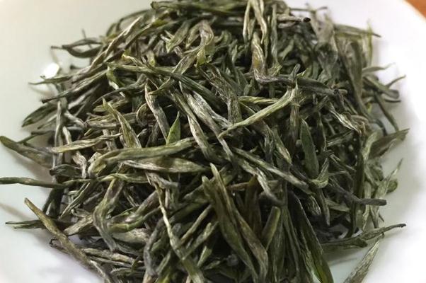 廬山云霧茶的特點(diǎn) 廬山云霧茶多少錢(qián)一斤 廬山云霧茶的特點(diǎn) 廬山云霧茶多少錢(qián)一斤