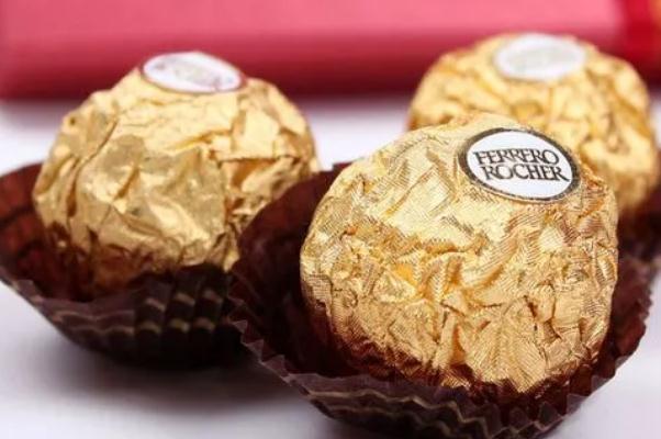 費(fèi)列羅巧克力對身體有什么好處 費(fèi)列羅巧克力有國產(chǎn)的嗎 費(fèi)列羅巧克力對身體有什么好處 費(fèi)列羅巧克力有國產(chǎn)的嗎