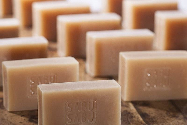 冷制皂和熱制皂的區(qū)別 冷制皂和熱制皂哪個(gè)好 冷制皂和熱制皂的區(qū)別 冷制皂和熱制皂哪個(gè)好