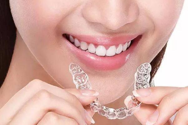 隱形牙套的優(yōu)缺點 隱形牙套的危害 隱形牙套的優(yōu)缺點 隱形牙套的危害