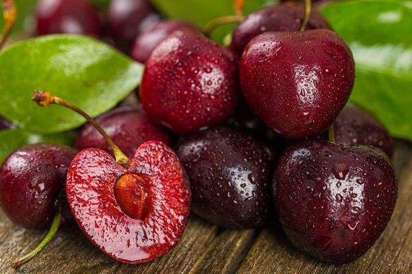 車?yán)遄邮寝D(zhuǎn)基因水果嗎 車?yán)遄邮悄膫€國家產(chǎn)的