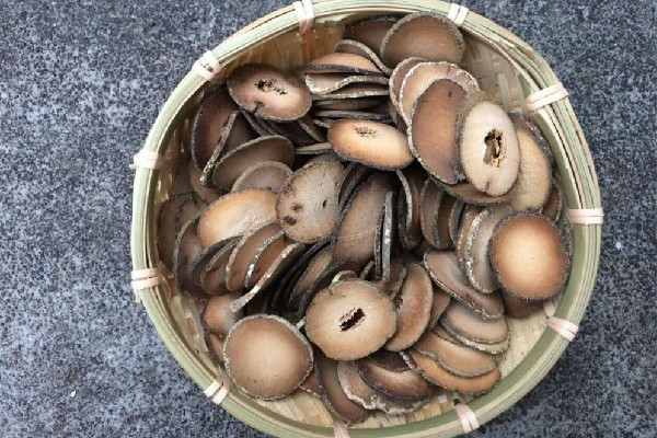 化橘紅怎么分辨真假 化橘紅買幾年的好 化橘紅怎么分辨真假 化橘紅買幾年的好