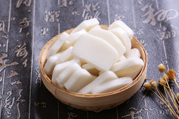 年糕一天最多可以吃多少 年糕吃多了有什么影響 年糕一天最多可以吃多少 年糕吃多了有什么影響