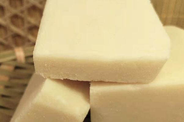 奶豆腐是哪里的特產(chǎn) 奶豆腐能補(bǔ)鈣嗎 奶豆腐是哪里的特產(chǎn) 奶豆腐能補(bǔ)鈣嗎