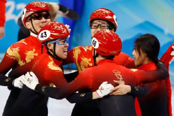 中國首金!短道混合接力中國隊奪冠 中國接力擁有絕對實力 中國首金!短道混合接力中國隊奪冠 中國接力擁有絕對實力