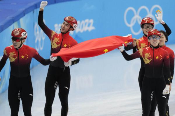 中國首金!短道混合接力中國隊奪冠 中國接力擁有絕對實力 中國首金!短道混合接力中國隊奪冠 中國接力擁有絕對實力