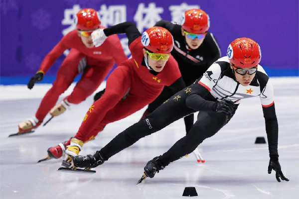 武大靖卡住對(duì)手為任子威讓路 短道速滑有什么特點(diǎn)