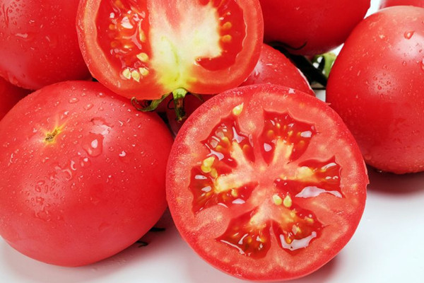 西紅柿怎么挑選新鮮 西紅柿如何保存 西紅柿怎么挑選新鮮 西紅柿如何保存