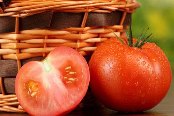 西紅柿怎么挑選新鮮 西紅柿如何保存 西紅柿怎么挑選新鮮 西紅柿如何保存