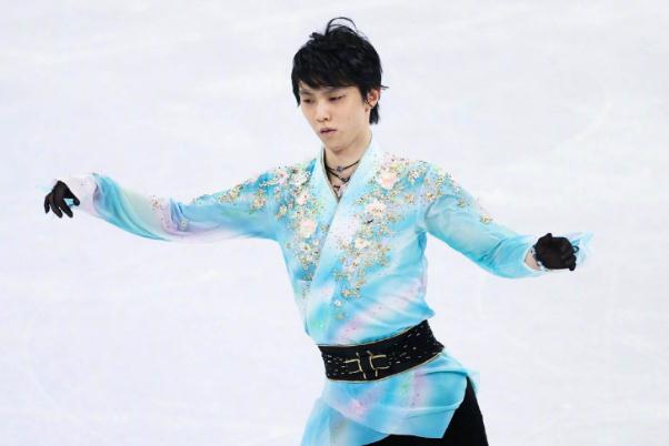 羽生結(jié)弦挑戰(zhàn)4A失敗謝幕撫摸冰面 花滑4a和4T的區(qū)別 羽生結(jié)弦挑戰(zhàn)4A失敗謝幕撫摸冰面 花滑4a和4T的區(qū)別