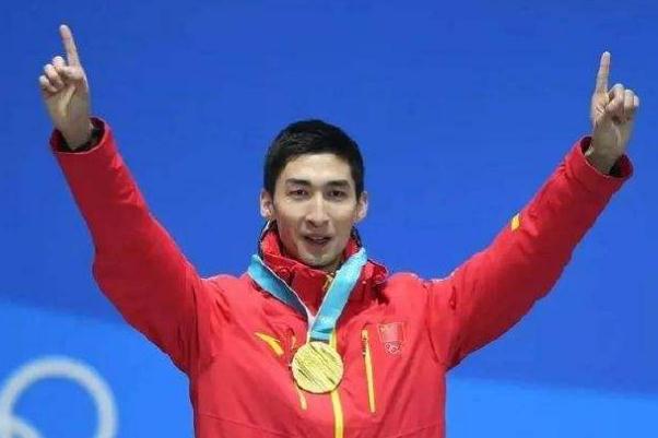 28歲的武大靖長(zhǎng)著50歲的腳 短道速滑一圈為什么是111.12米 28歲的武大靖長(zhǎng)著50歲的腳 短道速滑一圈為什么是111.12米