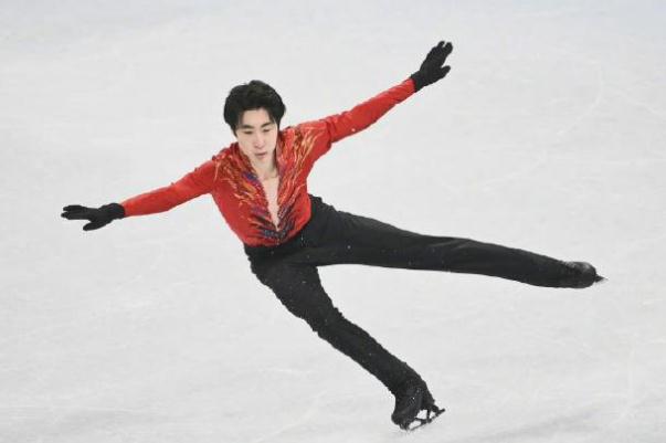 張桂梅校訓(xùn)和金博洋太搭了 金博洋神奇的主場體驗(yàn)