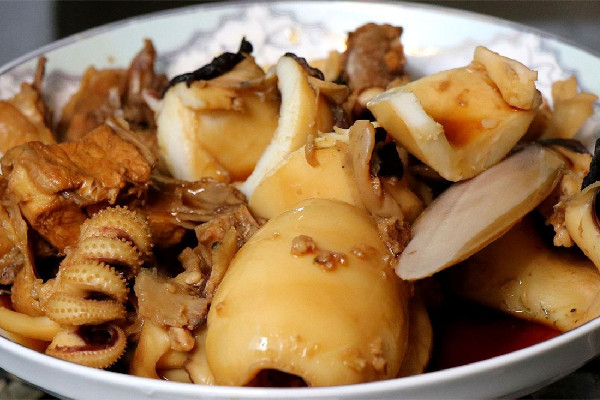 墨魚是魷魚的一種嗎 墨魚是章魚嗎 墨魚是魷魚的一種嗎 墨魚是章魚嗎