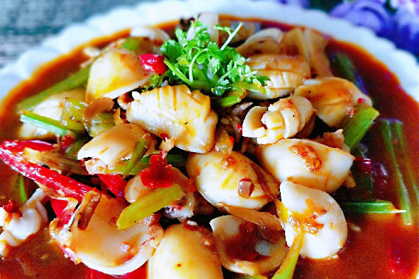 墨魚是大的好還是小的好 墨魚買什么樣的好 墨魚是大的好還是小的好 墨魚買什么樣的好