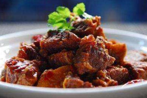 牛腩有什么營養(yǎng)價(jià)值 牛腩和牛肉的區(qū)別 牛腩有什么營養(yǎng)價(jià)值 牛腩和牛肉的區(qū)別