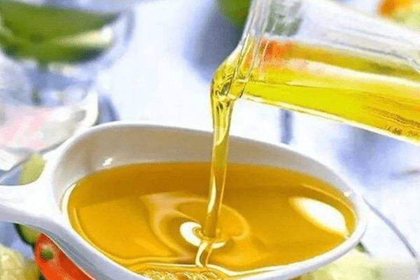 花生油可以放多久 花生油如何儲(chǔ)存最好 花生油可以放多久 花生油如何儲(chǔ)存最好