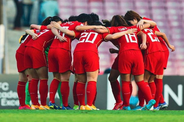 水慶霞談到批評女足姑娘時哭了 女足有世界杯嗎 水慶霞談到批評女足姑娘時哭了 女足有世界杯嗎