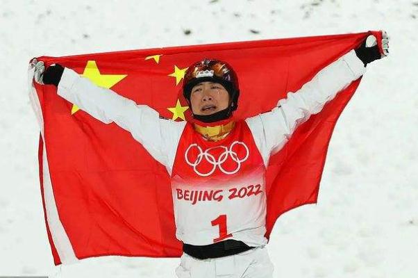 中國(guó)沖擊冬奧會(huì)史上最佳戰(zhàn)績(jī) 自由式滑雪是否需要運(yùn)用滑雪杖