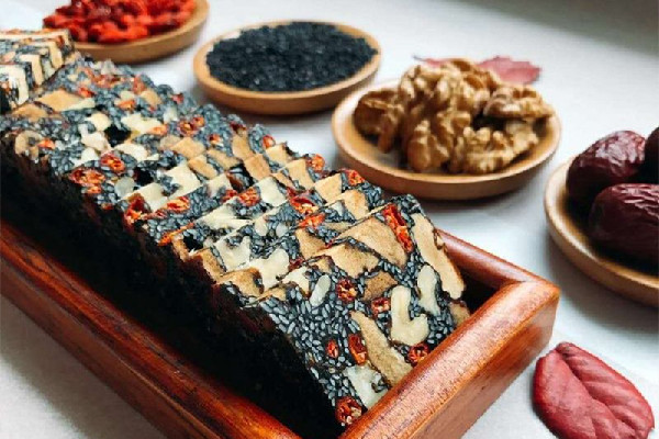 固元膏直接吃還是泡水 固元膏怎么吃效果最好 固元膏直接吃還是泡水 固元膏怎么吃效果最好