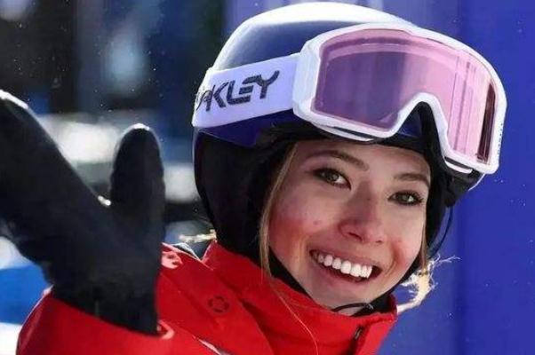 谷愛凌回應(yīng)第二跳摔倒 自由式滑雪包括幾個(gè)小項(xiàng) 谷愛凌回應(yīng)第二跳摔倒 自由式滑雪包括幾個(gè)小項(xiàng)