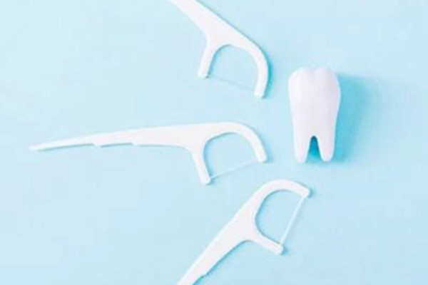 牙線能去除牙結(jié)石嗎 牙線能去除牙菌斑嗎 牙線能去除牙結(jié)石嗎 牙線能去除牙菌斑嗎