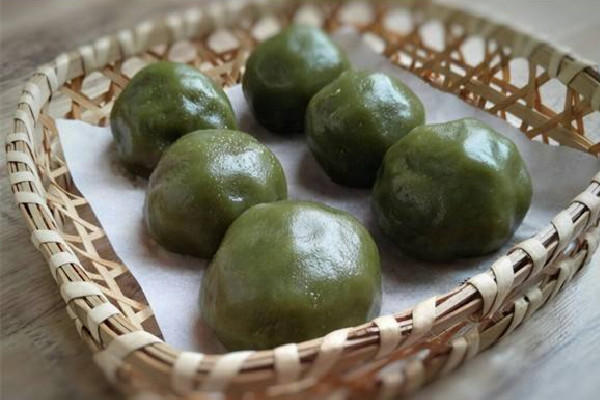 青團要加熱吃嗎 青團直接吃了會怎么樣 青團要加熱吃嗎 青團直接吃了會怎么樣