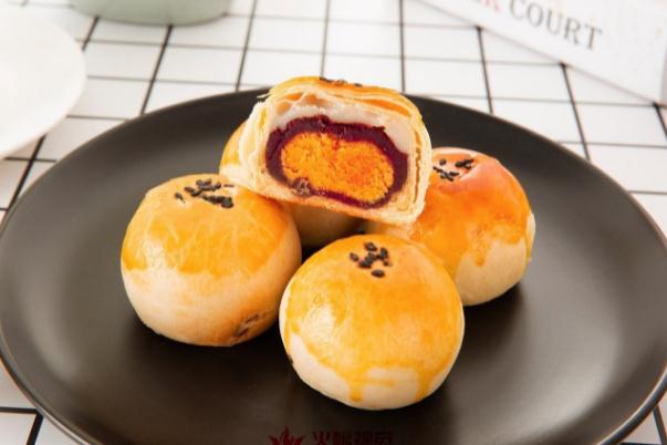 蛋黃酥保質(zhì)期一般是多久 蛋黃酥過期了還能吃嗎 蛋黃酥保質(zhì)期一般是多久 蛋黃酥過期了還能吃嗎