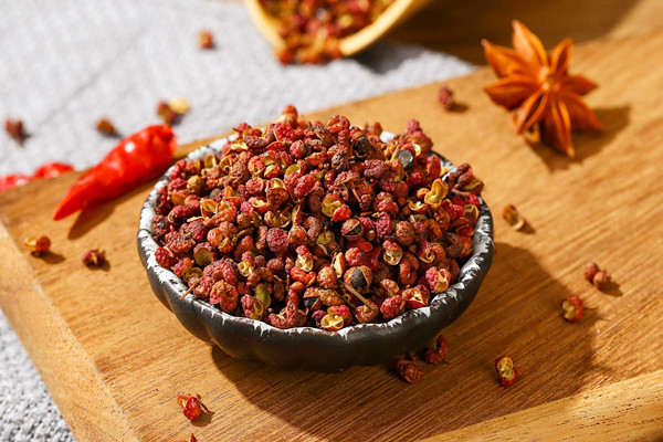 花椒可以多吃嗎 花椒一天吃多少合適 花椒可以多吃嗎 花椒一天吃多少合適