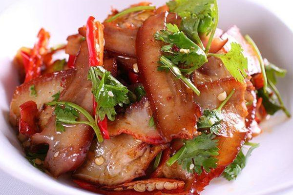 豬頭肉鹵多長時(shí)間最好 豬頭肉的鹵制方法及配方