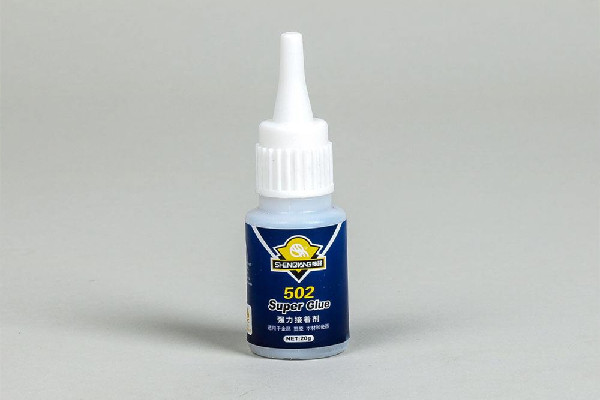 502膠水對(duì)皮膚有害嗎 502膠水會(huì)腐蝕皮膚嗎 502膠水對(duì)皮膚有害嗎 502膠水會(huì)腐蝕皮膚嗎