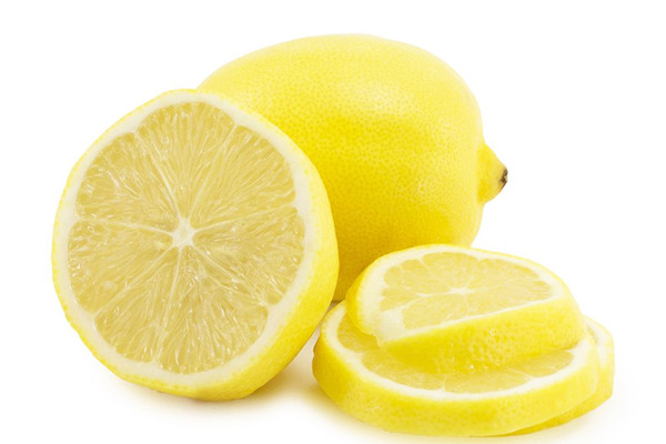 檸檬吃了會上火嗎 檸檬吃了會長痘嗎 檸檬吃了會上火嗎 檸檬吃了會長痘嗎