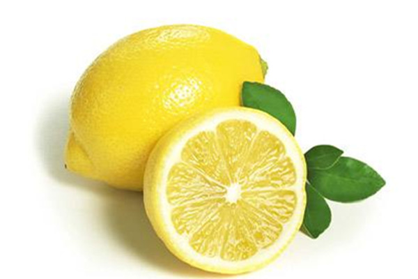 檸檬泡水用熱水還是冷水 檸檬泡水可以空腹喝嗎 檸檬泡水用熱水還是冷水 檸檬泡水可以空腹喝嗎