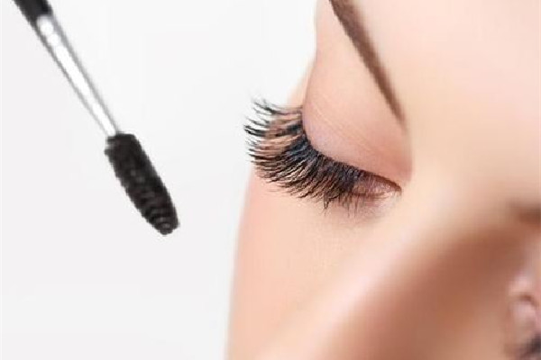 睫毛膏的正確涂法 睫毛膏的作用與效果 睫毛膏的正確涂法 睫毛膏的作用與效果