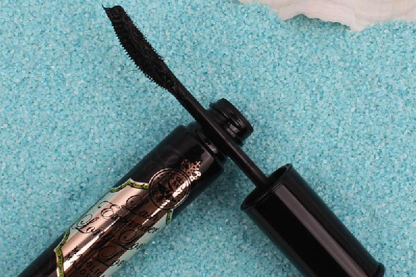 睫毛膏可以帶上高鐵嗎 睫毛膏可以托運(yùn)嗎 睫毛膏可以帶上高鐵嗎 睫毛膏可以托運(yùn)嗎