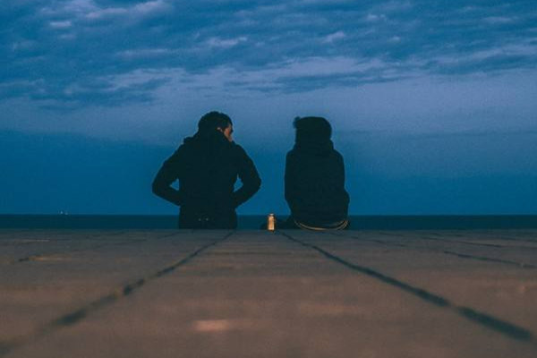 打撲克男女之間是什么意思 男女之間說(shuō)的龍吸水是什么意思