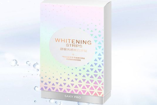 美白牙貼可以貼著睡覺嗎 美白牙貼可以貼在烤瓷牙上嗎 美白牙貼可以貼著睡覺嗎 美白牙貼可以貼在烤瓷牙上嗎